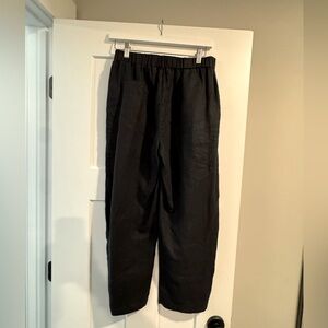 Quince women’s size Small black linen elastic waist pull on pants
